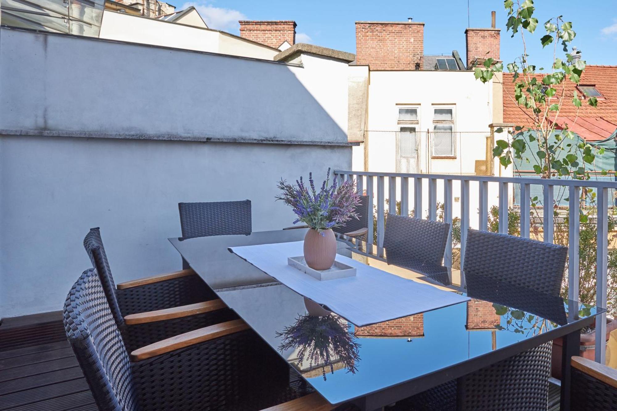Zatecka - Terrace Residence In The Old Town Praha Bagian luar foto